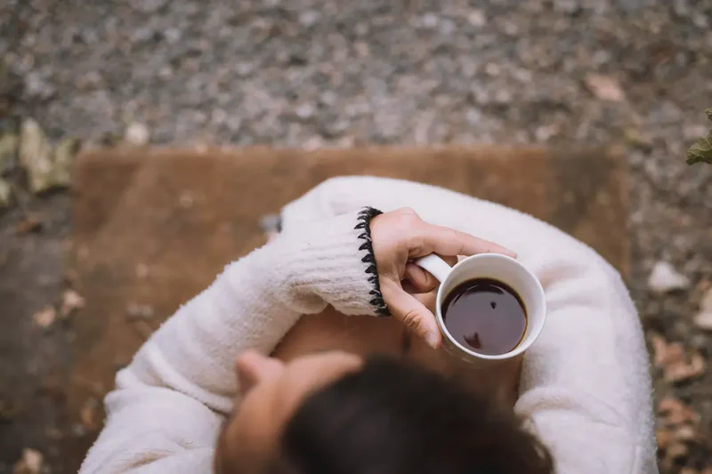 Cloe et le café